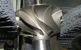 Deburring machine